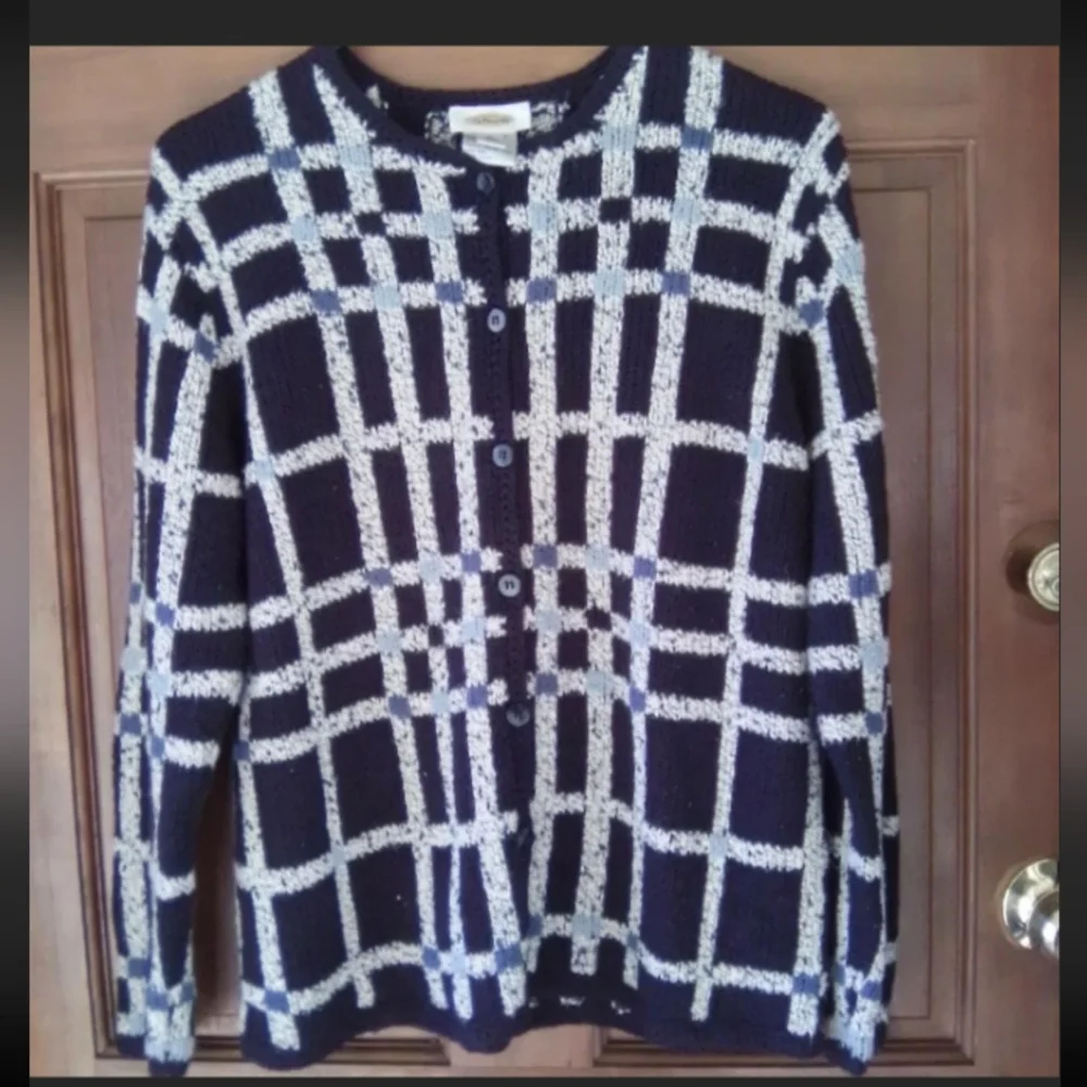 Talbot's silk blend cardigan sweater size small - Picture 1 of 3